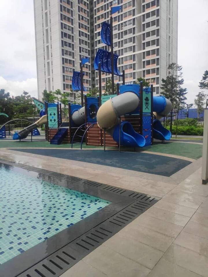 Happy Family Horizon Suite - Near Xiamen-Klia Netflix Kampong Melot Extérieur photo